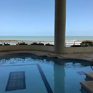 7 Apartamento Frente A La Playa Y Cerca Al Centro Historico Cartagena